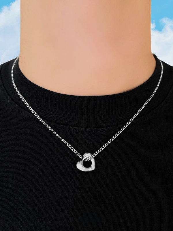 MON AMOUR HEART PENDANT CHAIN NECKLACE