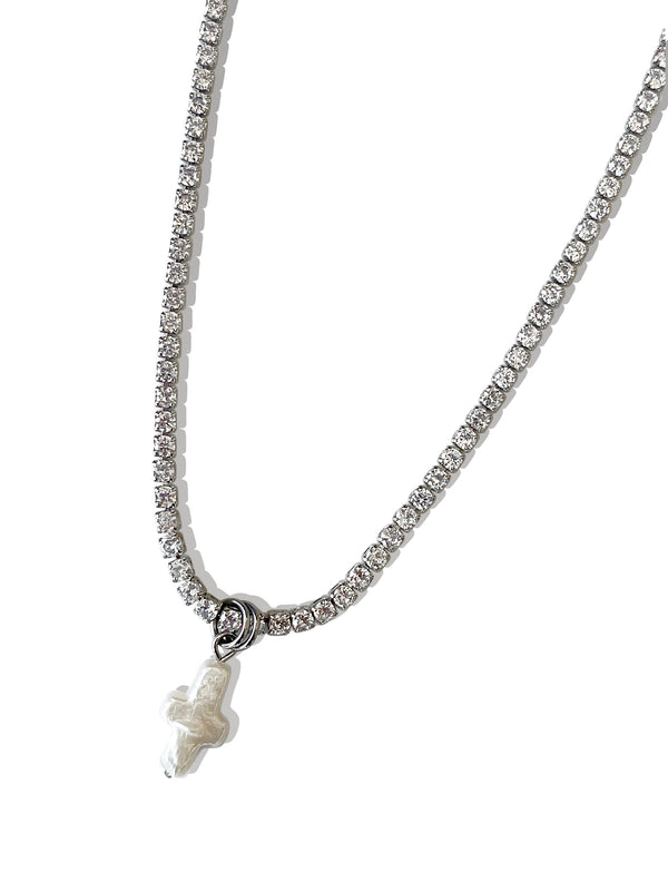 ICY FRESHWATER PEARL CROSS CHAIN