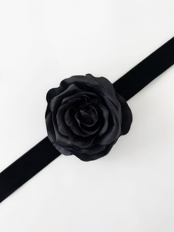 MELROSE BLACK FLOWER CHOKER NECKLACE