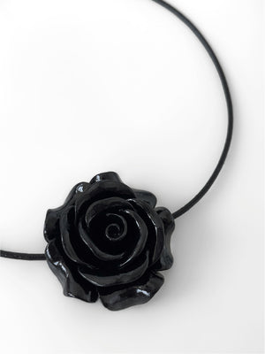 CHLOE FLOWER CORD CHOKER IN BLACK