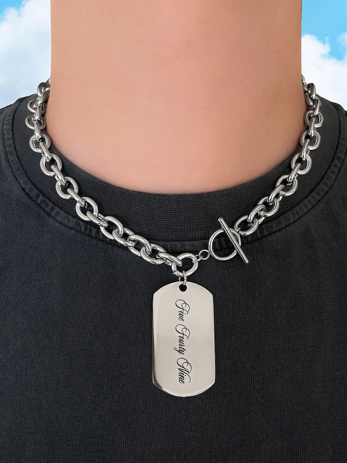 THE 549 TAG TOGGLE CHAIN NECKLACE