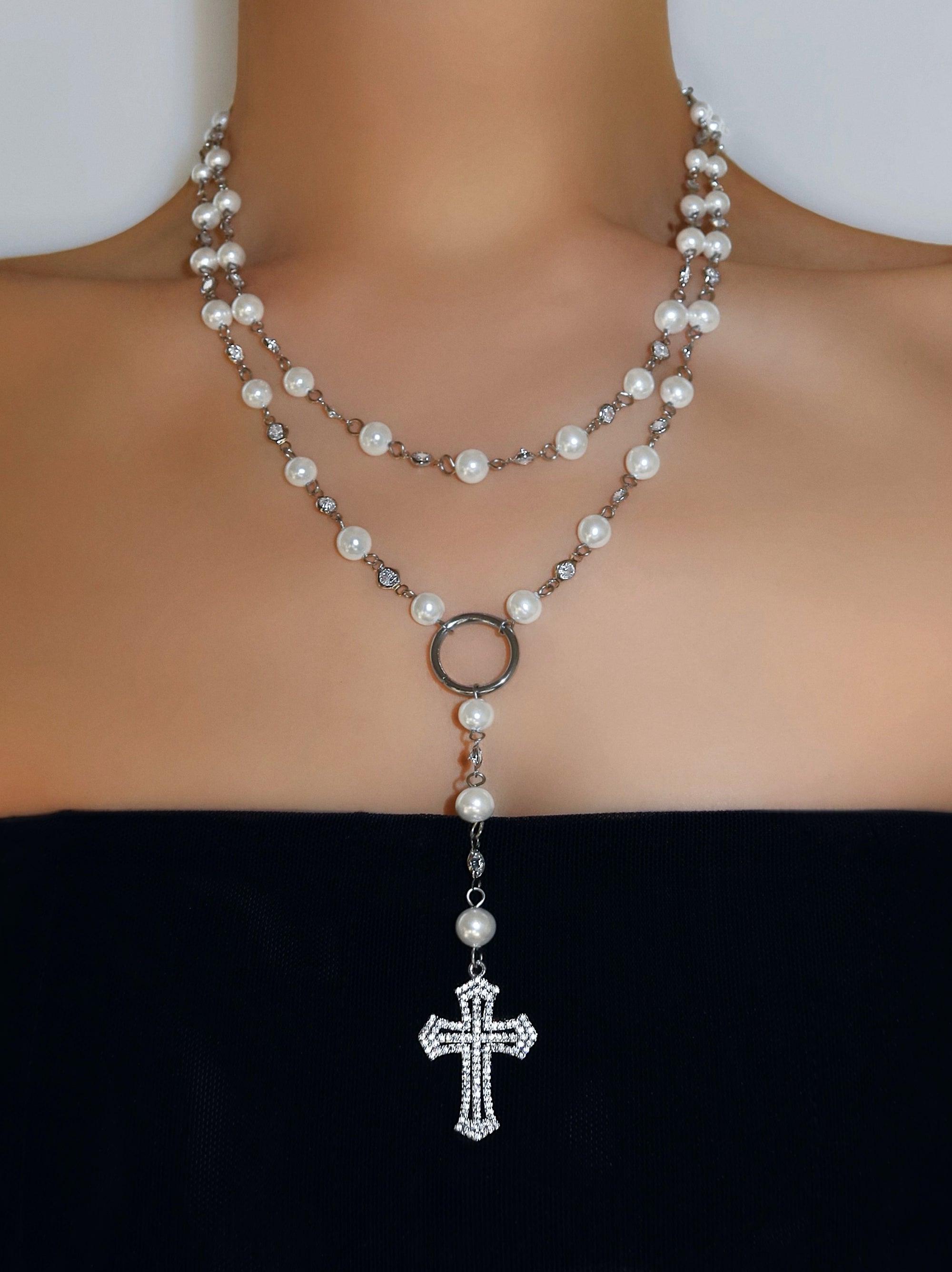 GABRIETTE LAYERED PEARL ROSARY NECKLACE