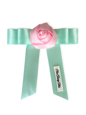 ROSETTE RIBBON LOCKET PIN
