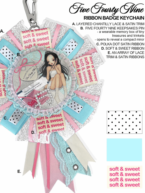 LUCKY LITTLE THINGS RIBBON BADGE KEYCHAIN