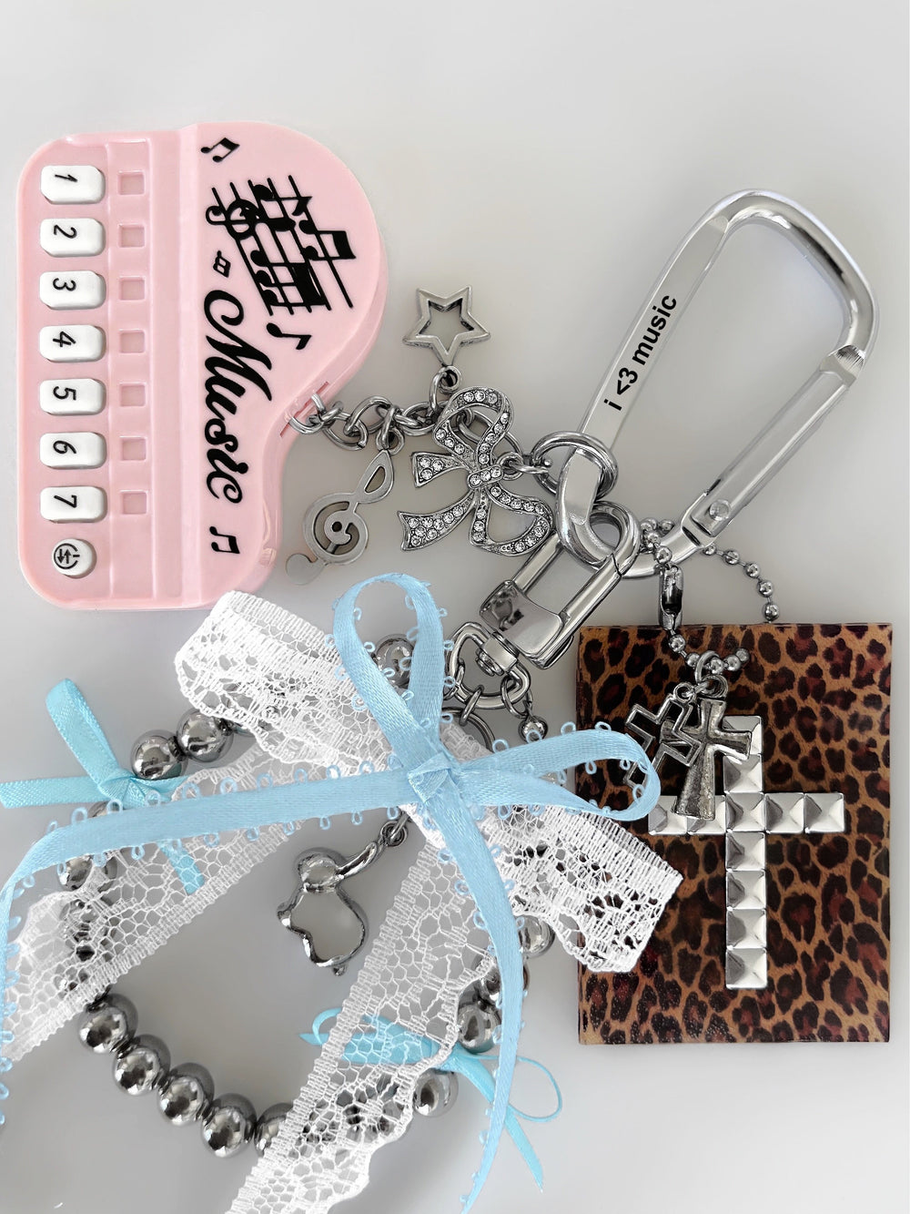 SWEET MELODY CHARM KEYCHAIN