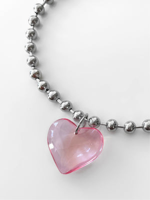 LIA HEART BALL CHAIN NECKLACE IN PINK