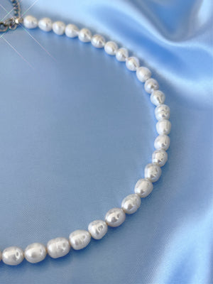DREAMY FRESHWATER PEARL NECKLACE