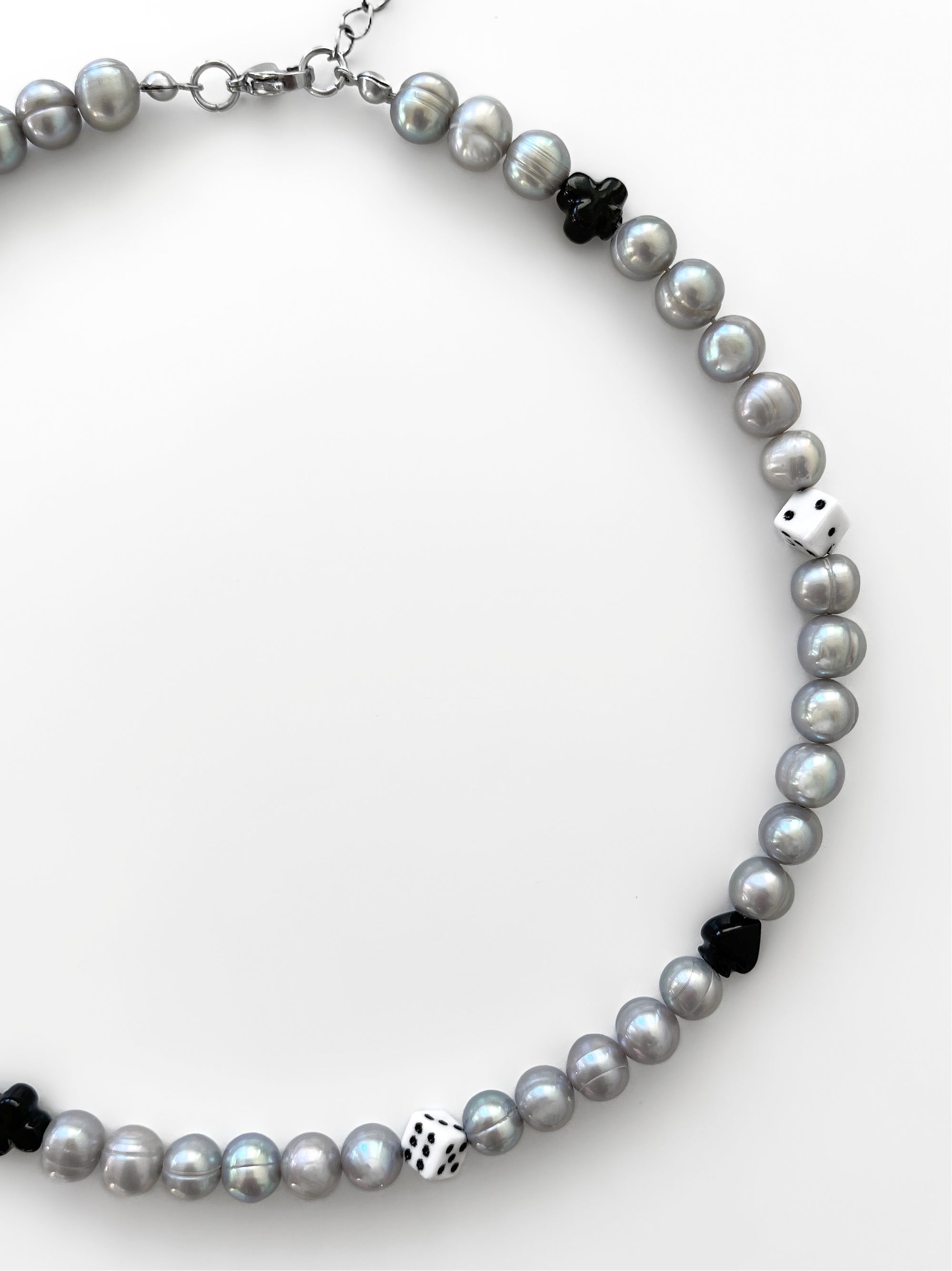 MAKE YOUR MOVE FRESHWATER PEARL NECKLACE