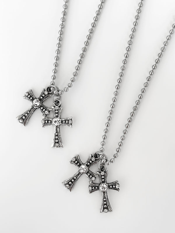 VENEZIA CROSS CHAIN NECKLACE