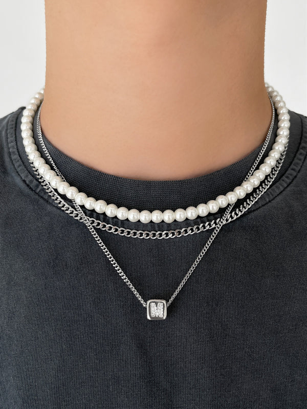 MINI STAPLE CHAIN NECKLACE