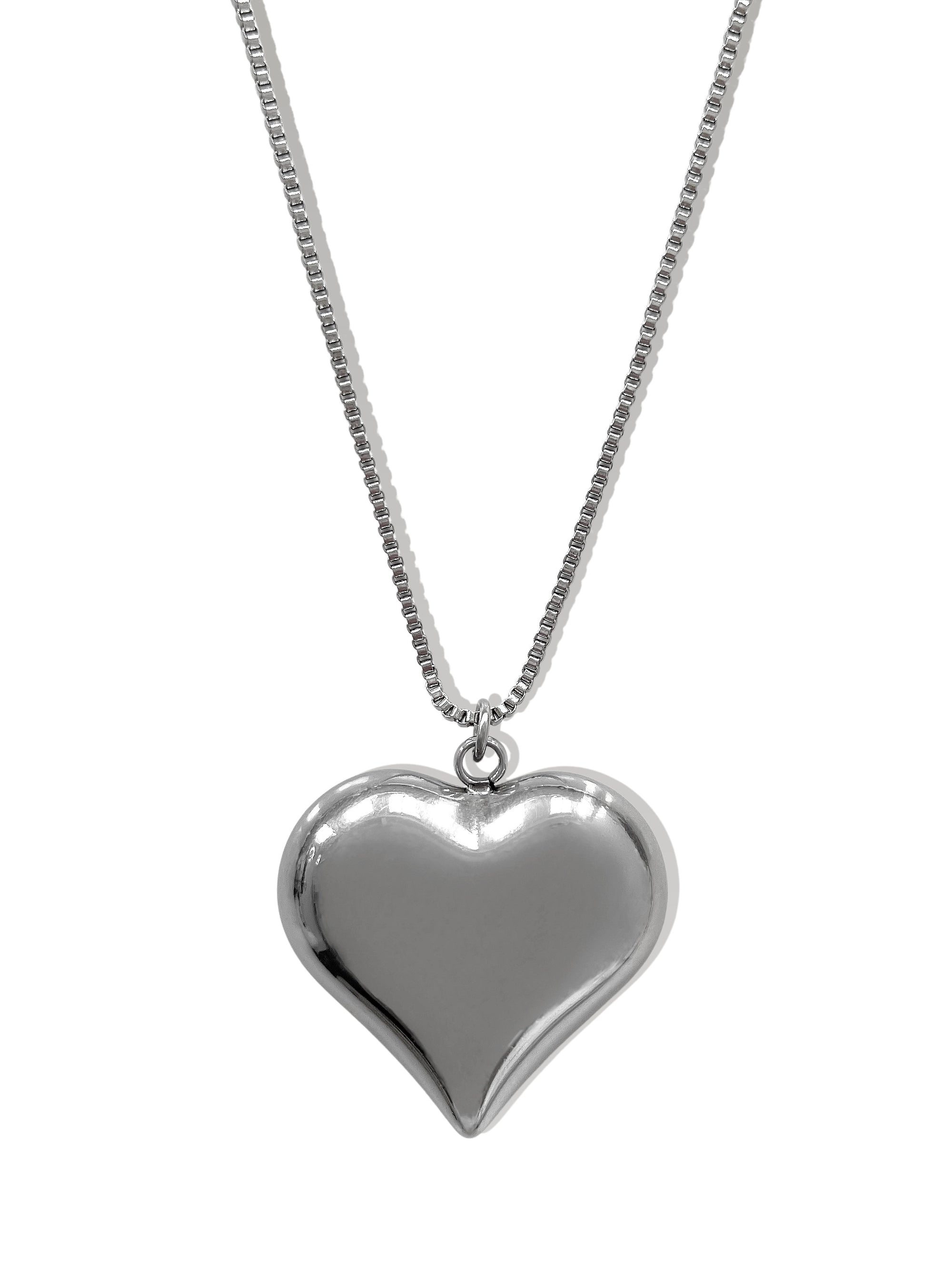GEMMA LARGE HEART CHAIN NECKLACE