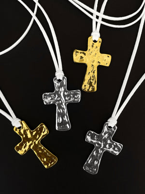 ISABEL SILVER LARGE HAMMERED CROSS NECKLACE