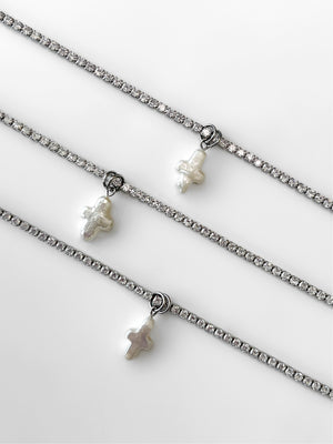 ICY FRESHWATER PEARL CROSS CHAIN