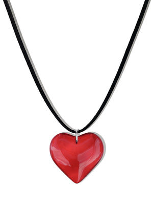 FIRST DATE HEART SUEDE WRAP CHOKER IN RED